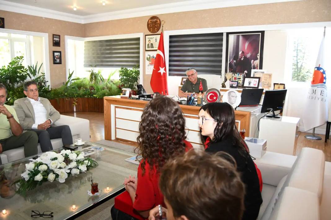 Kemer’de eğitim yatırımları meyvesini veriyor 7